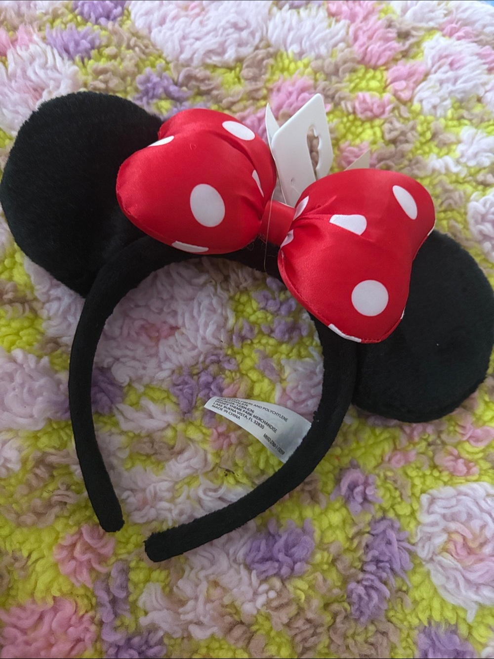 🩰 Disney Minnie Mouse ears NEW